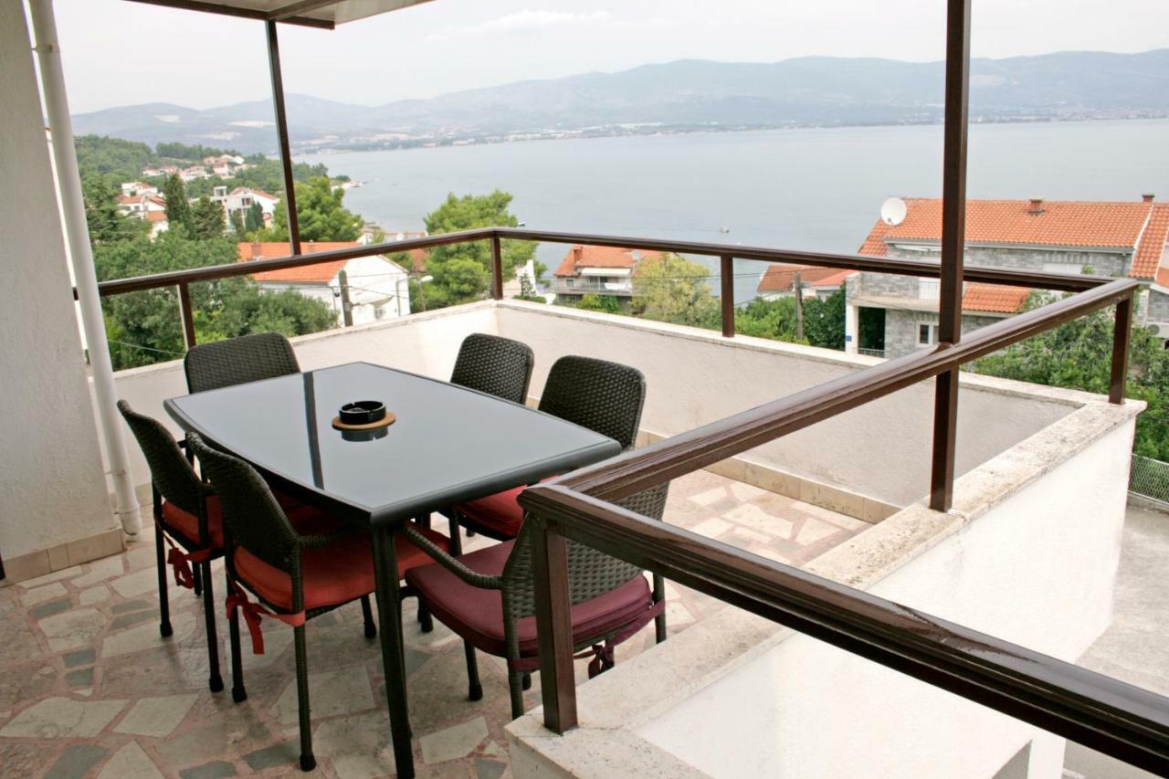 Apartments Villa Zvonimir Слатине Екстериор снимка