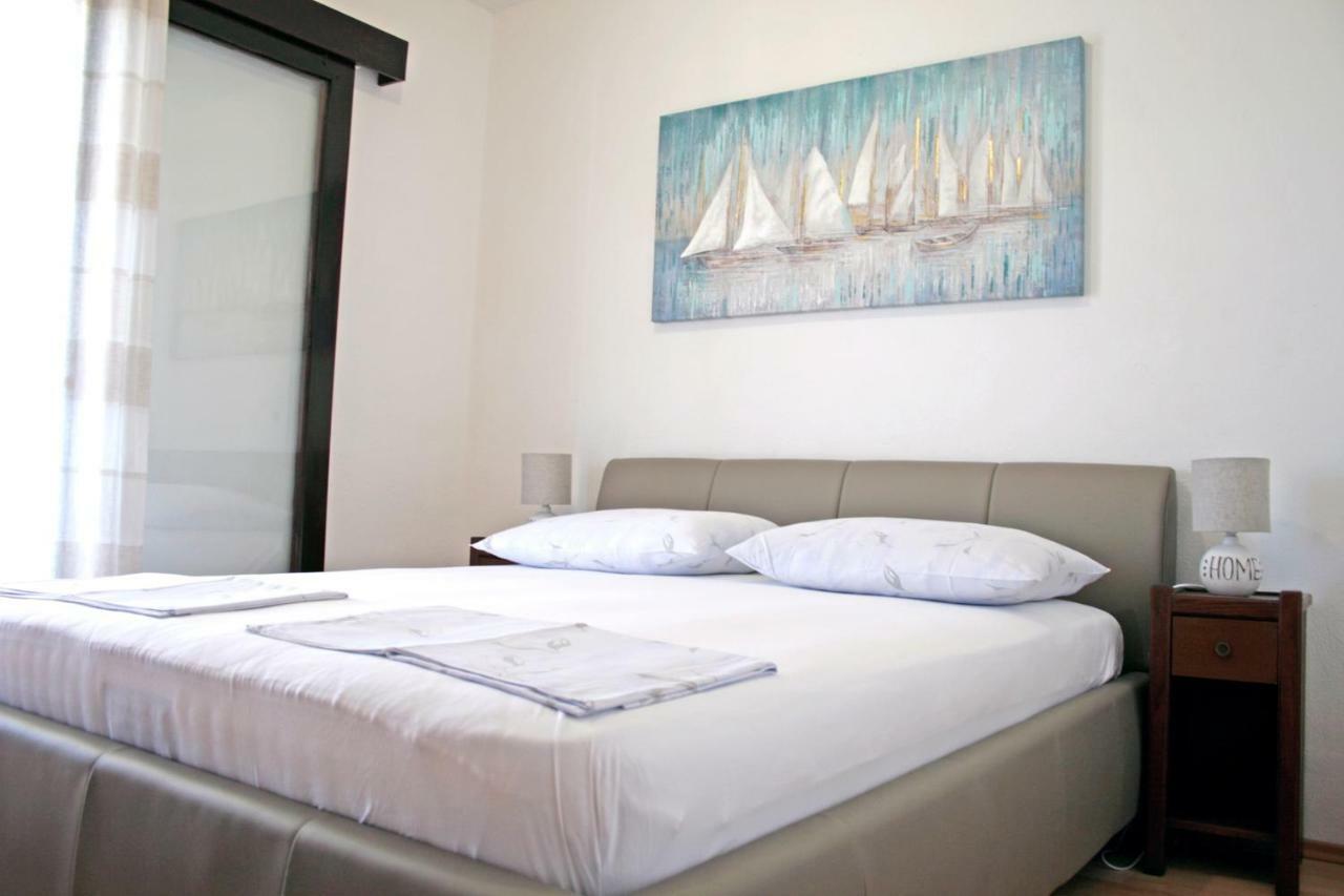 Apartments Villa Zvonimir Слатине Екстериор снимка